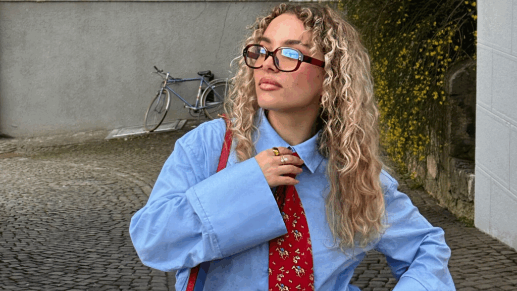 Model kleding Object merk in Latest Collection