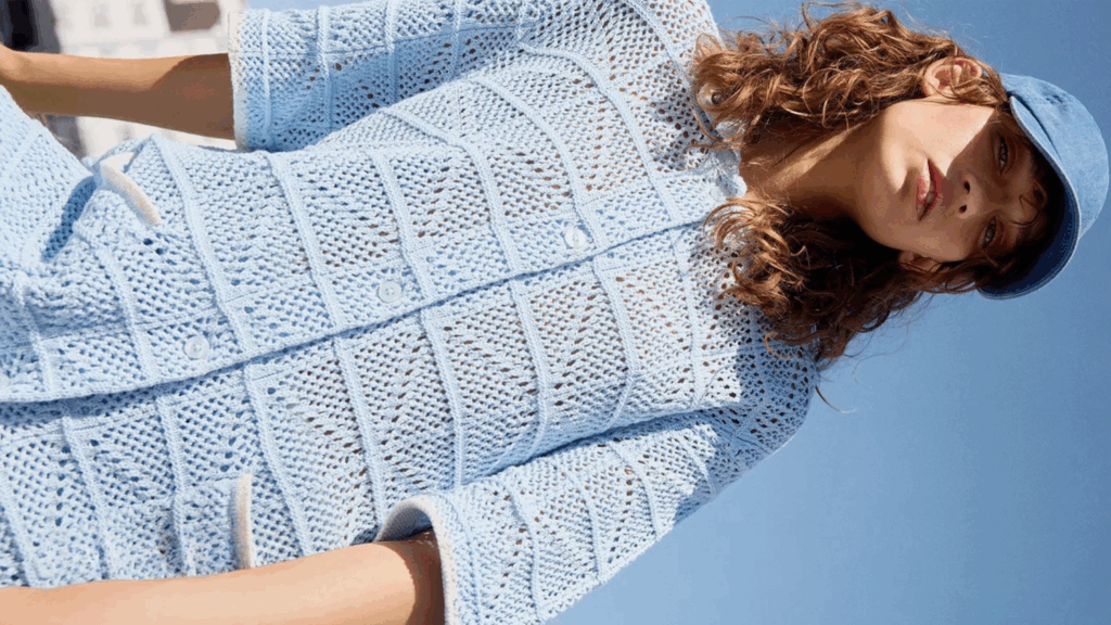 vrouw met vest jjxx kleding barcodes latestcollection