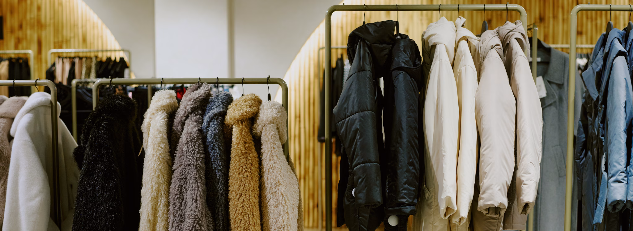 een neutraal fashion data ecosysteem waarin merken, kassasystemen en partners samenwerken via één centrale datalaag